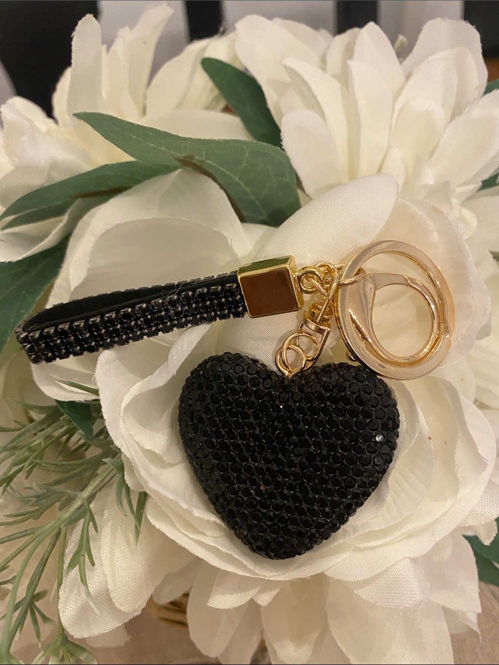 Gold-Tone Black Crystal Heart Keychain Bag Charm NWOT - Picture 5 of 6